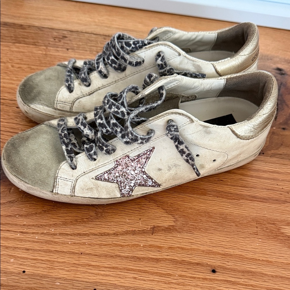 Golden Goose Cream Sneakers with Pink Glitter Star